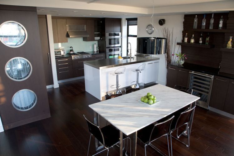 KITCHEN Project# 609Rift White Oak Stained Dark Brown High Gloss White Plastic Laminate