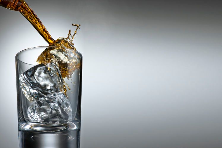 1drink_splash_pour_284_rt