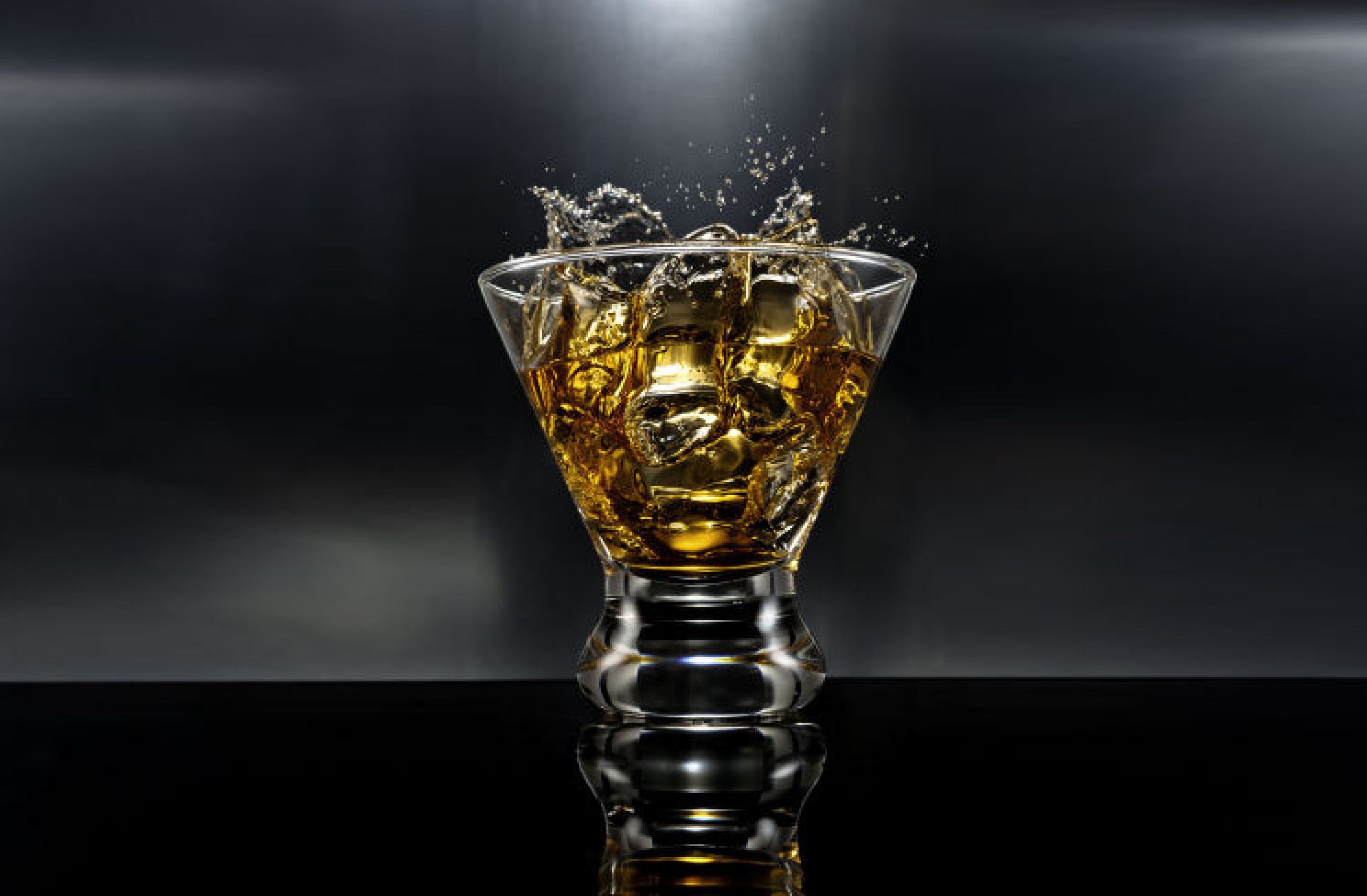 Alcohol_25.jpg