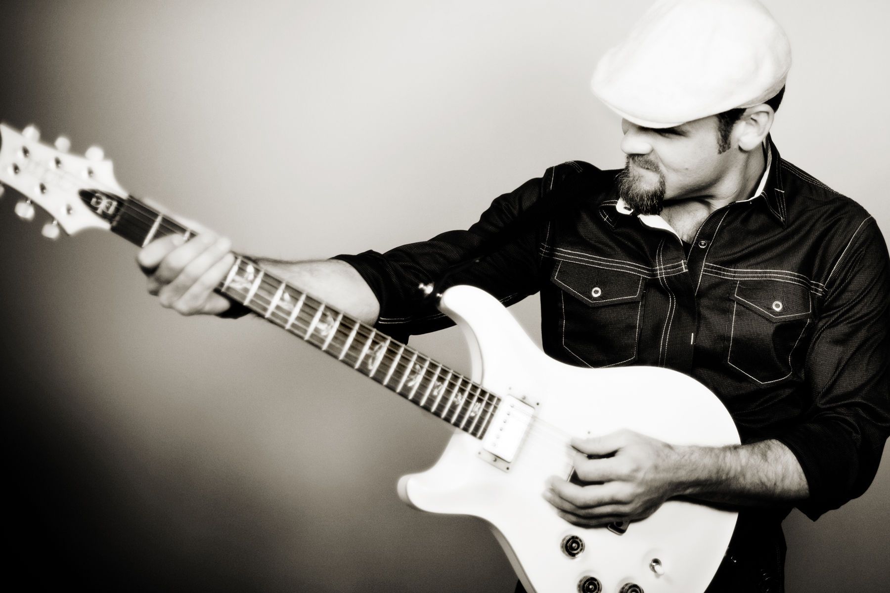 BEAU TACKETT-BLAKE SHELTON BAND