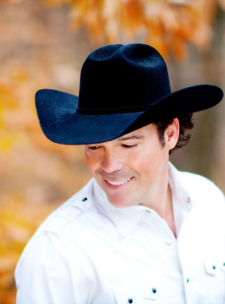 CLAY WALKER