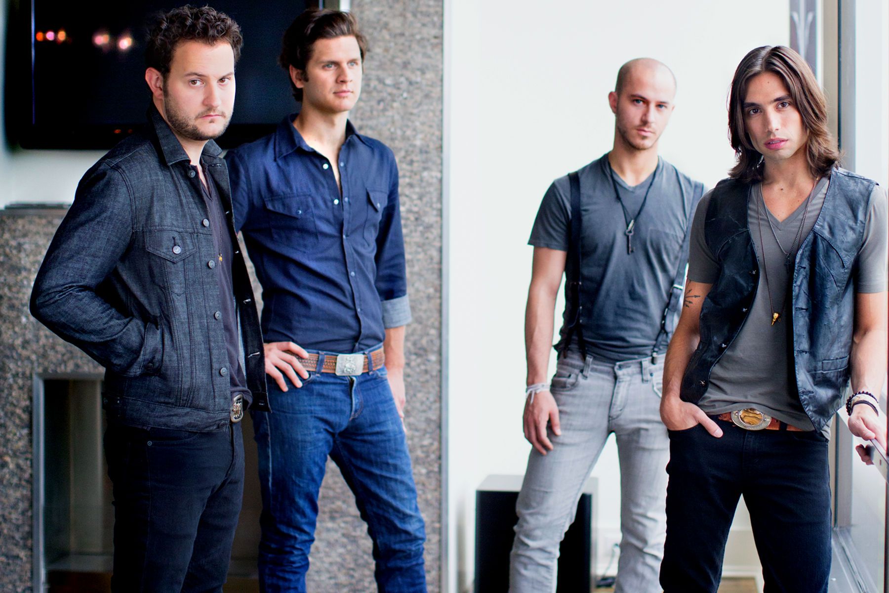 JOHNNY GATES & THE INVITE-Warner Music Nashville