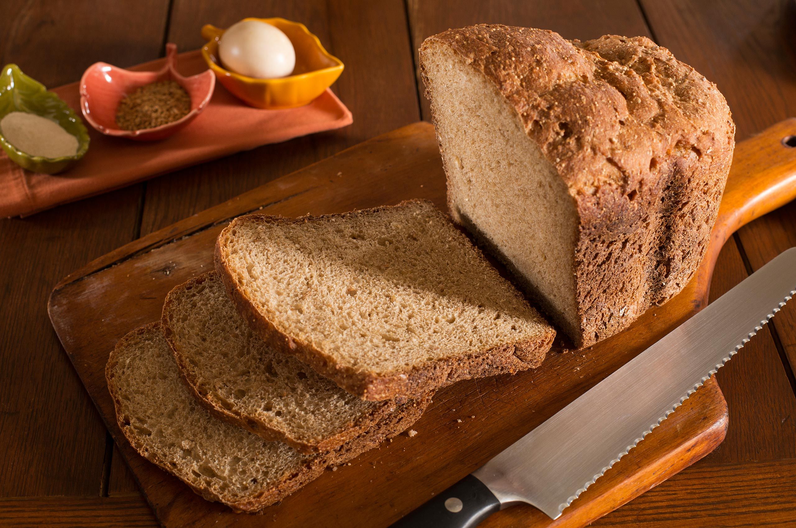 Food-sliced homemade bread.jpg