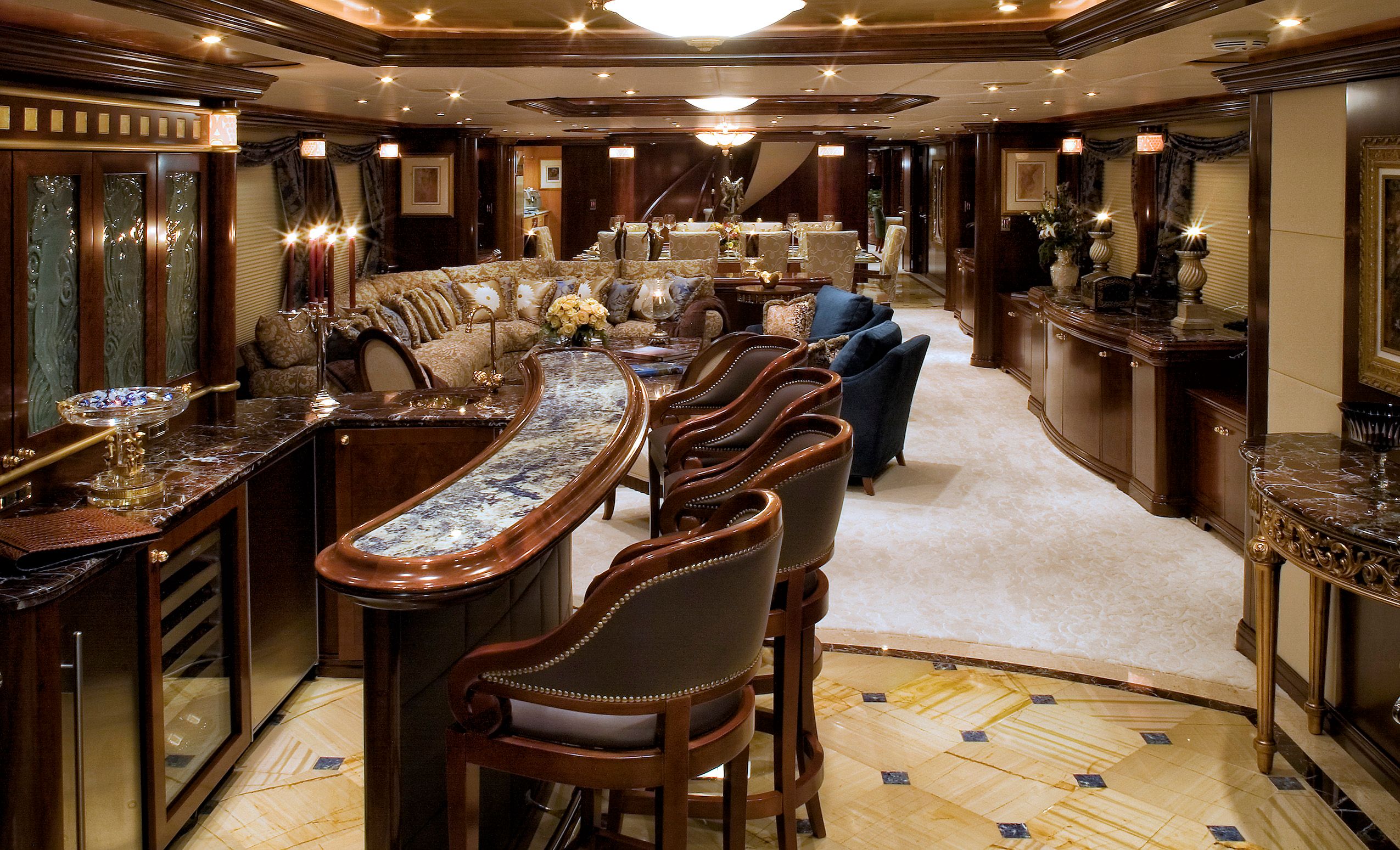 Yacht Interior 035.jpg