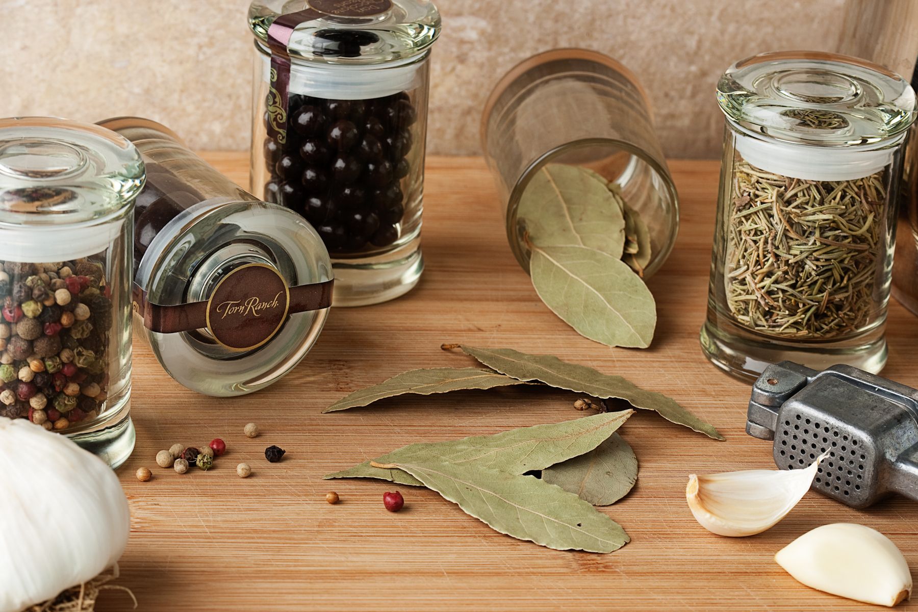 1torn_ranch_cyclinder_jars