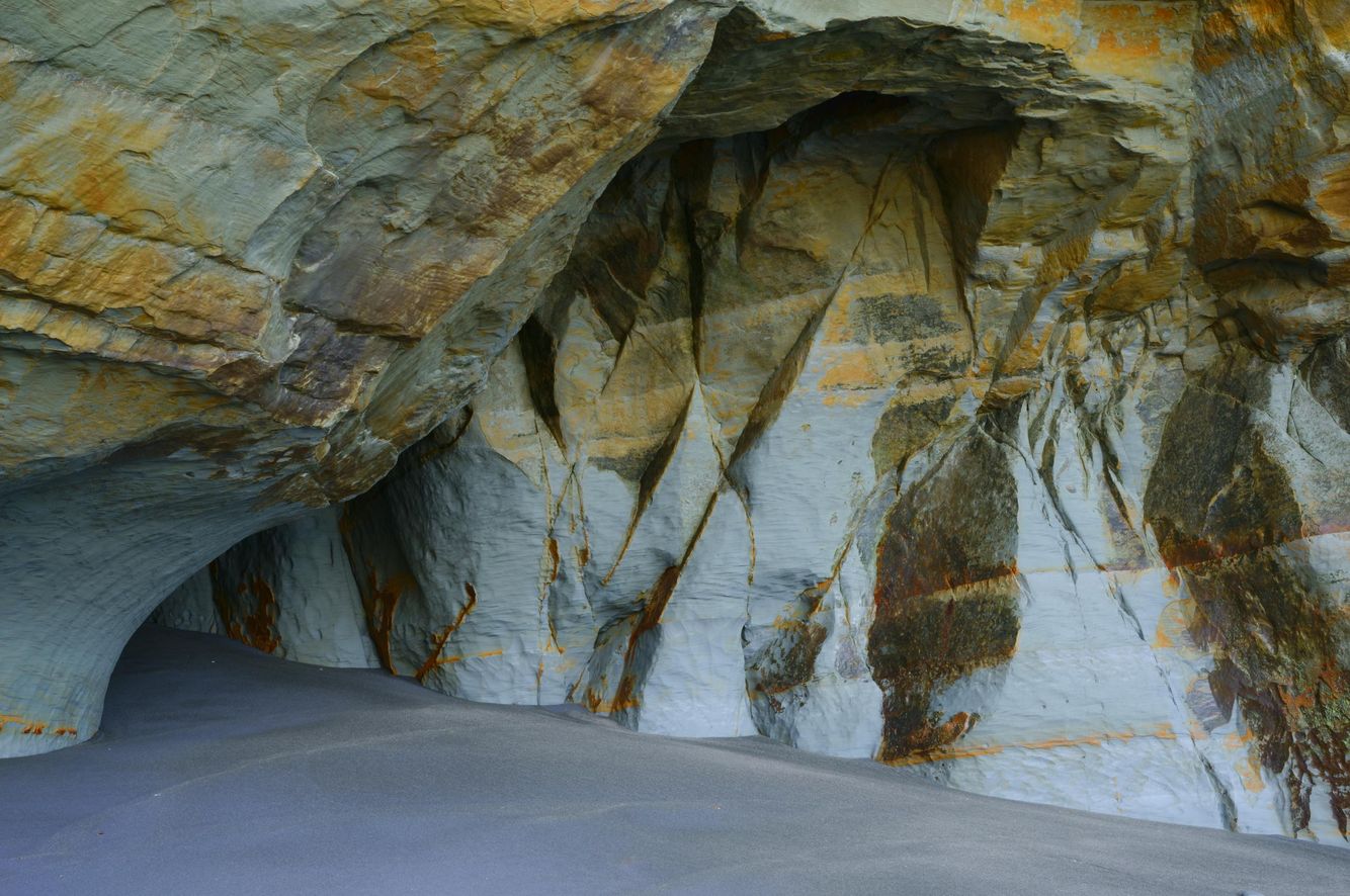 Cave at White Cliffs