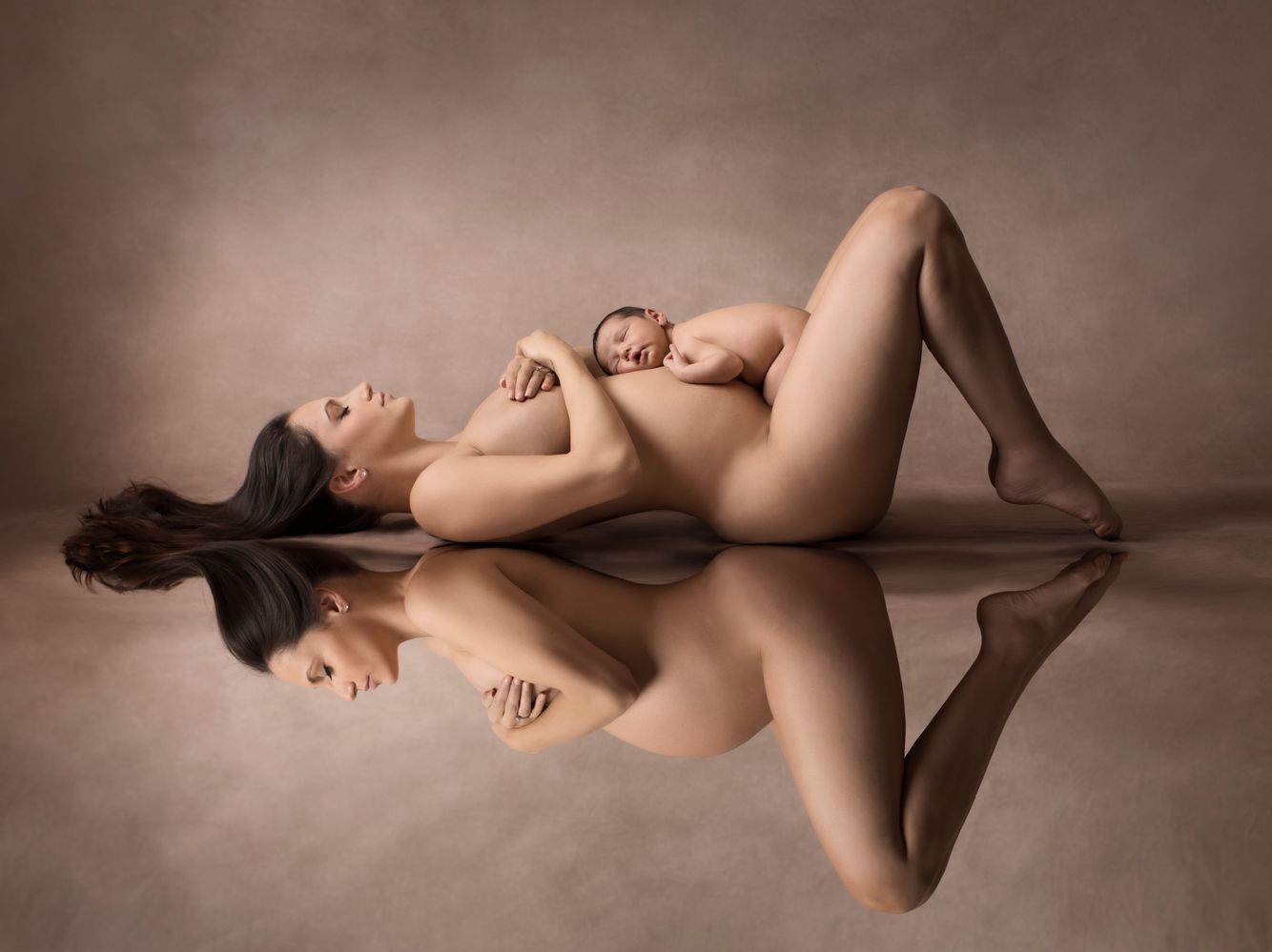 Maternity & Newborn Photography