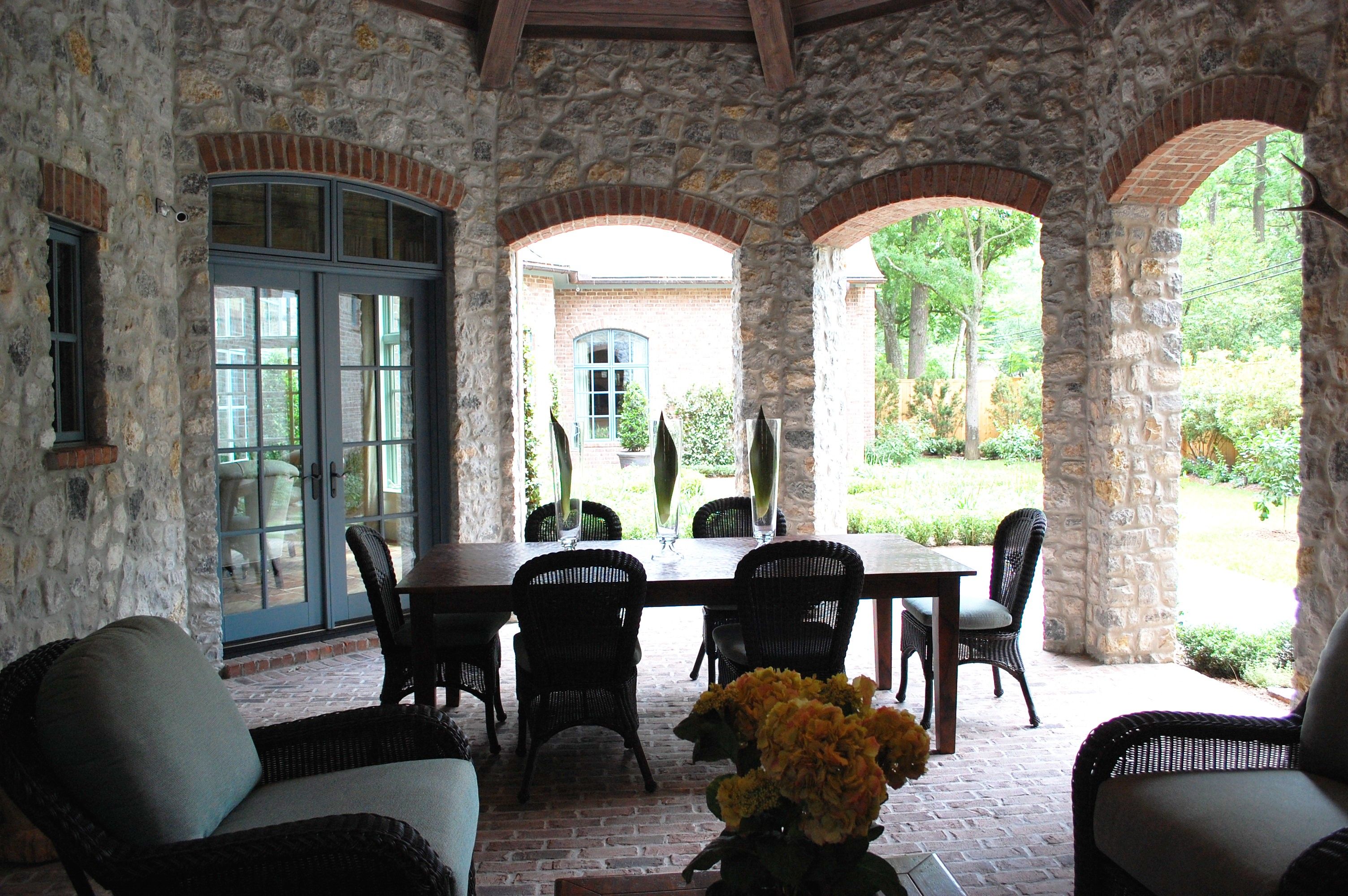 405 Longwoods (19).JPG