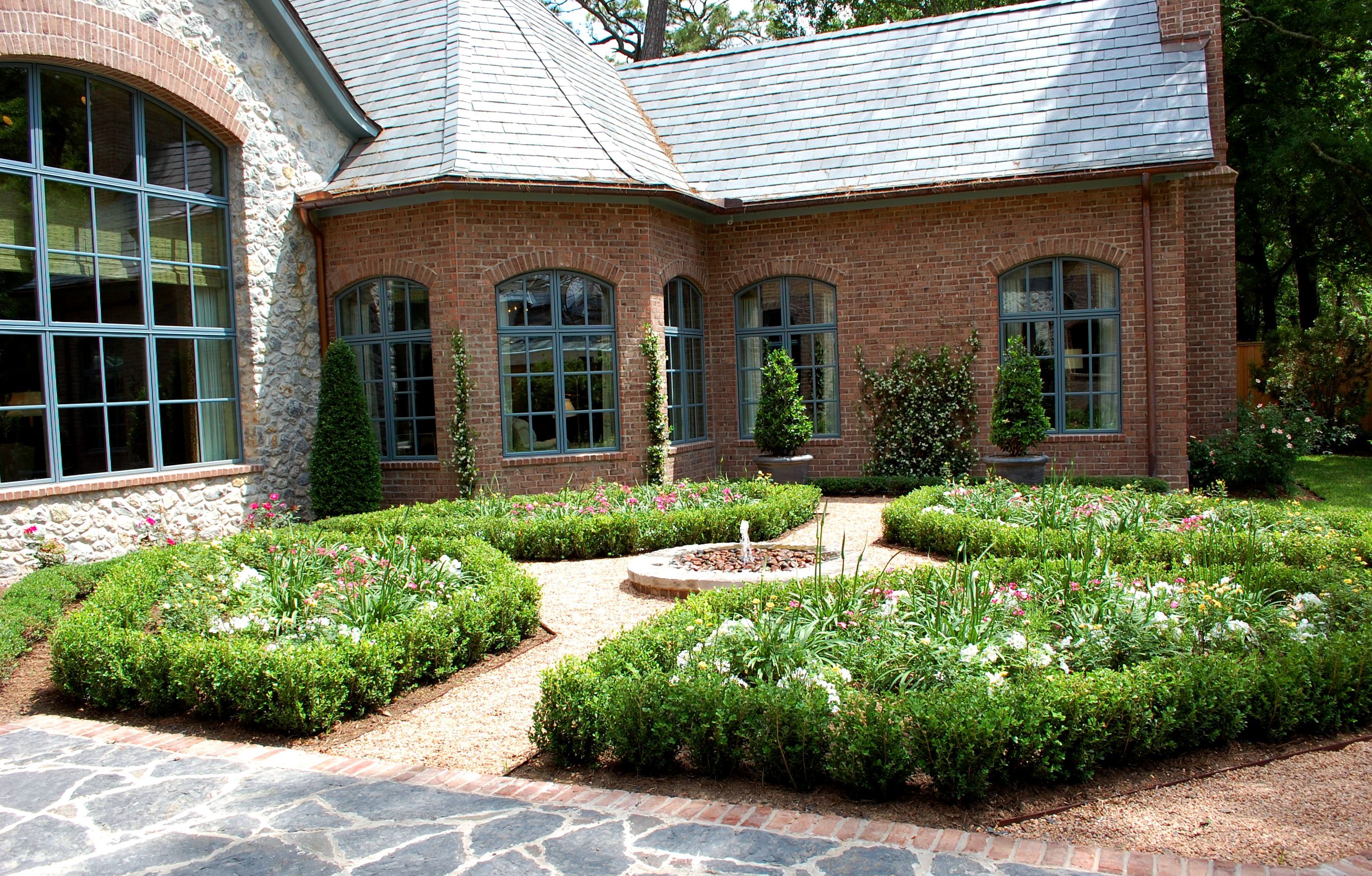 405 Longwoods (22).JPG