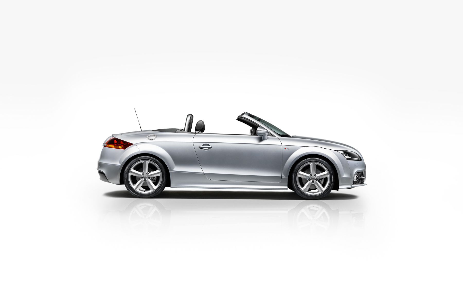 1audi_tt_profile_02