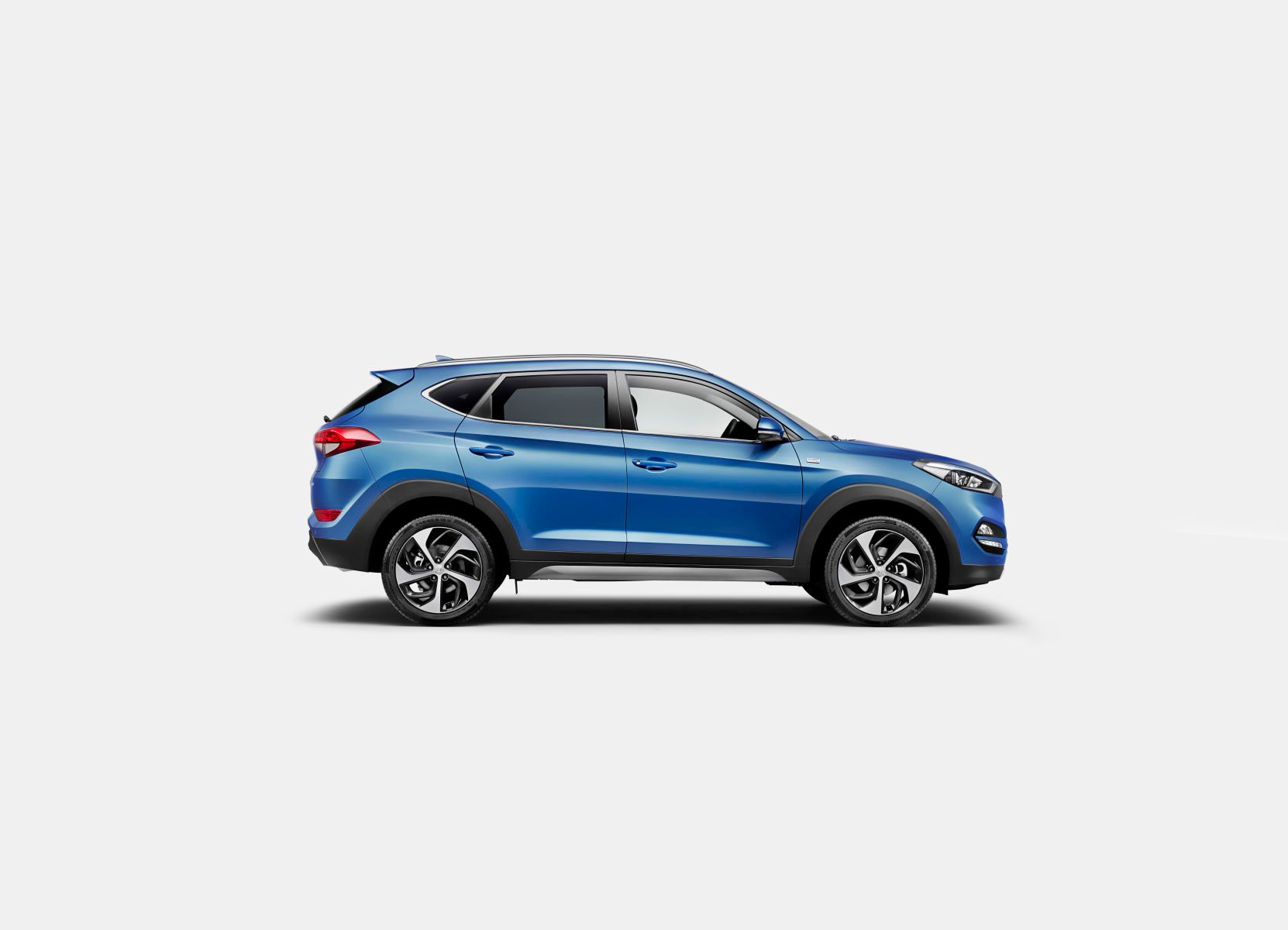 1hyundai_tucson_profile_blue_v1