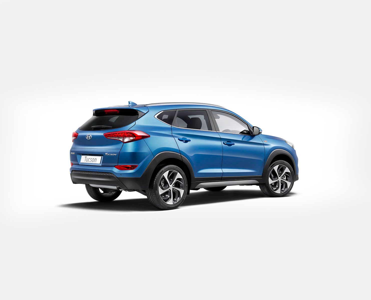 1hyundai_tucson_rear_3_4_blue_v1