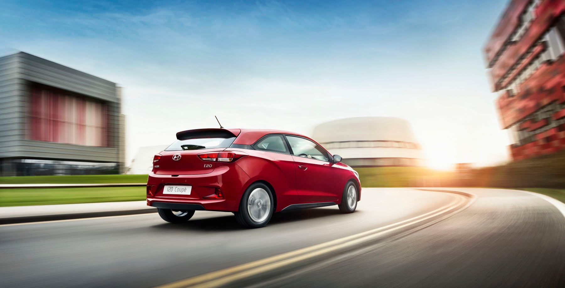 1hyundai_i20_drivingexperience_01e