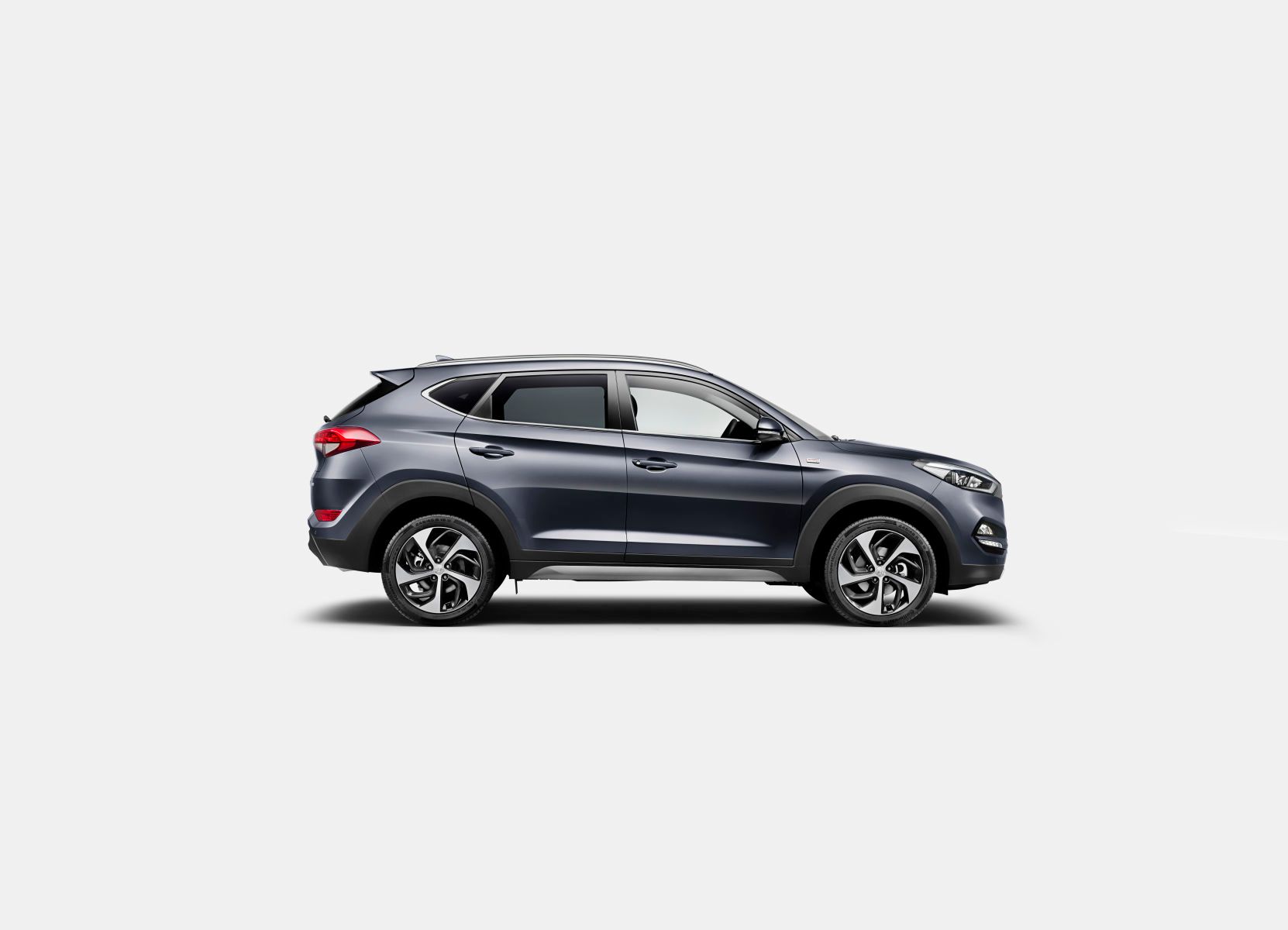 1hyundai_tucson_profile_grey_v1