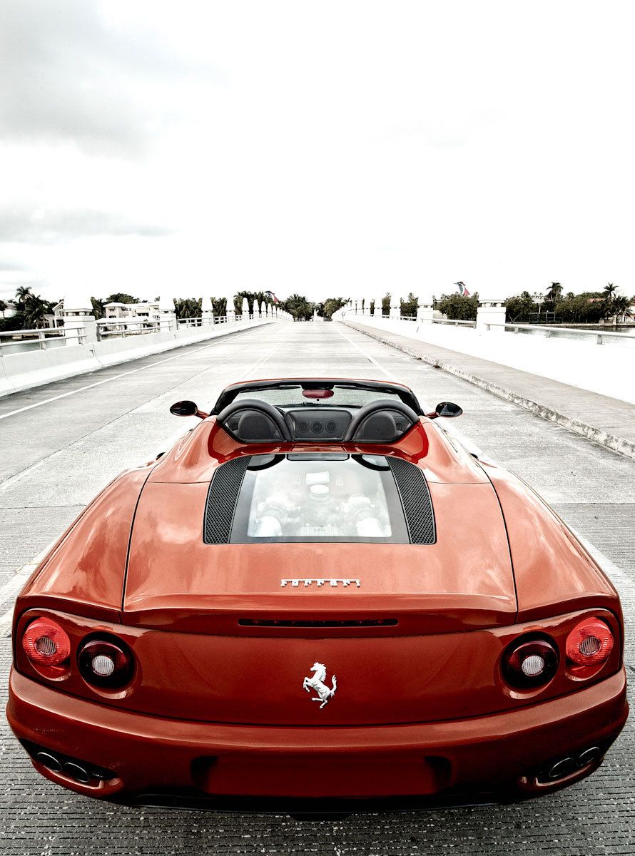 1ferrari_on_bridge_01_edit_edit_edit.jpg