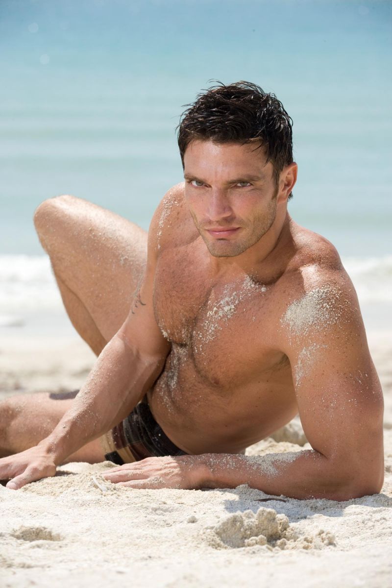Julian Gil