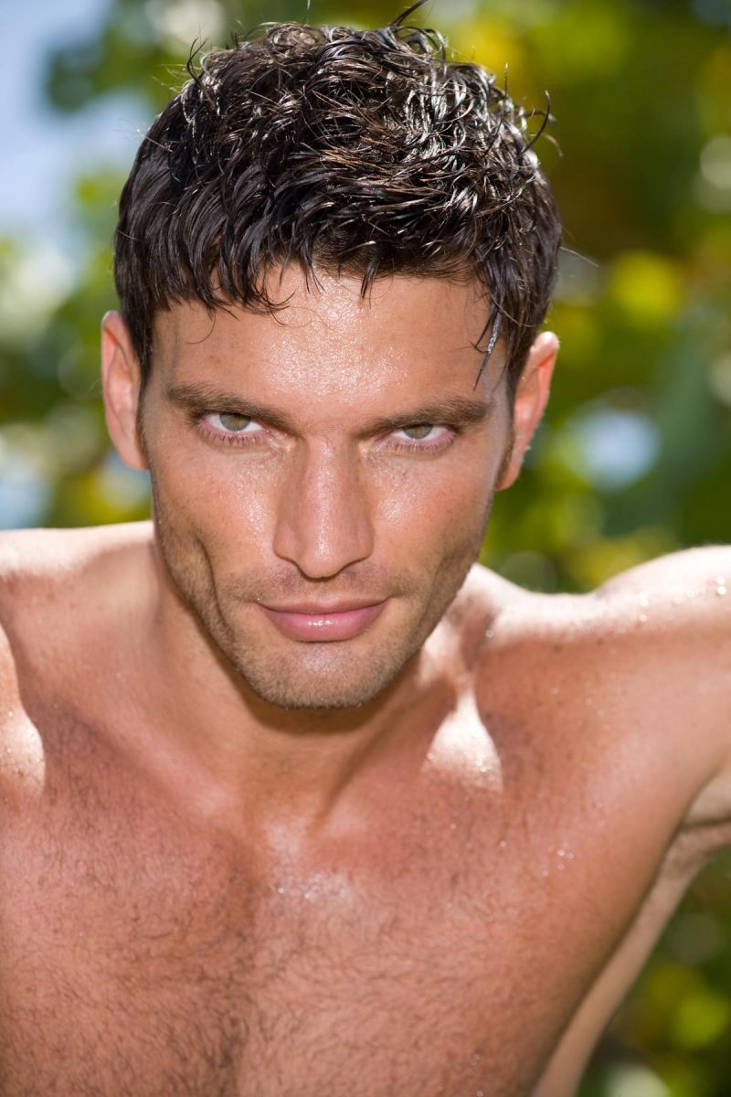Julian Gil