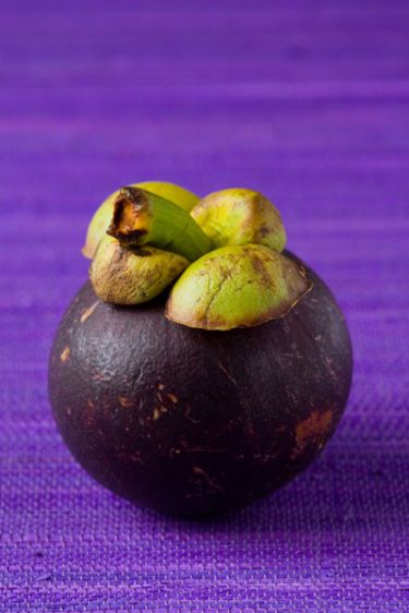 1mangosteen___2242_sRGB