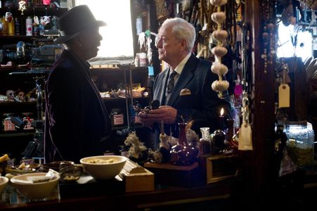 1still_of_morgan_freeman_and_michael_caine_in_now_you_see_me_jaful_perfect.jpg