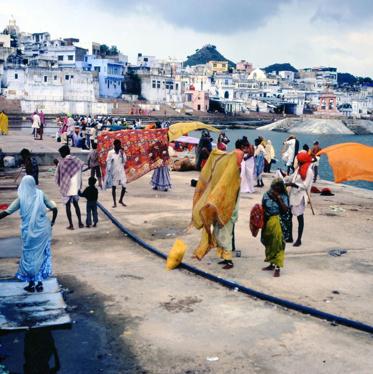 1around_pushkar_lake