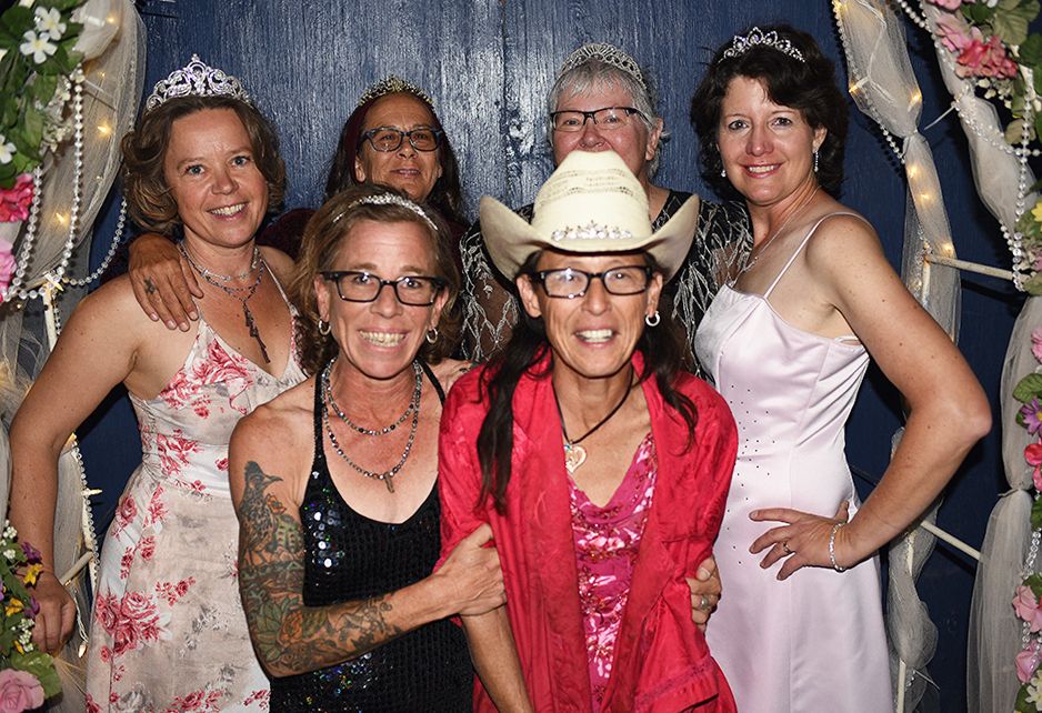 1prom2017_5904_copyight__bobzahn