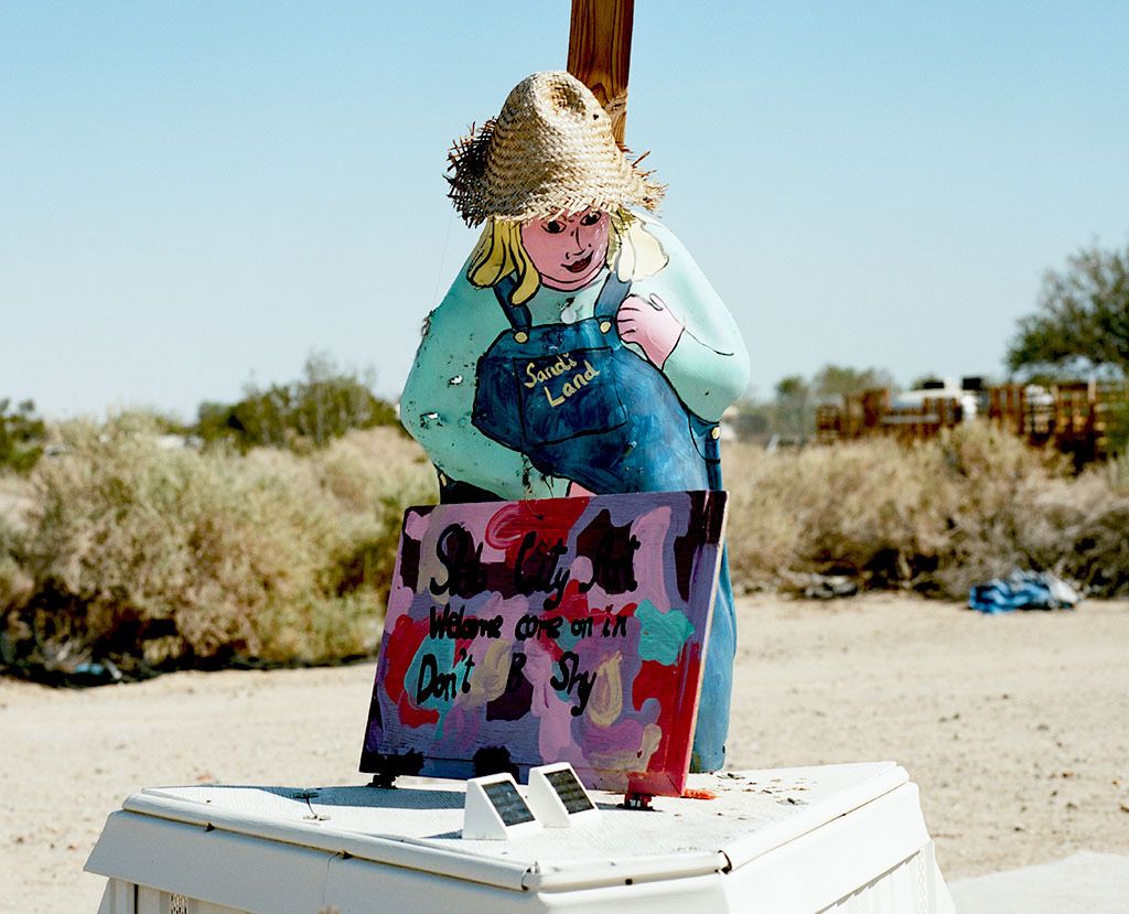 'Sandi Land'Beal Road"Sandi used to have all her art here and when anyone asked what Slab City should be, I brought them here."-'Builder Bill'