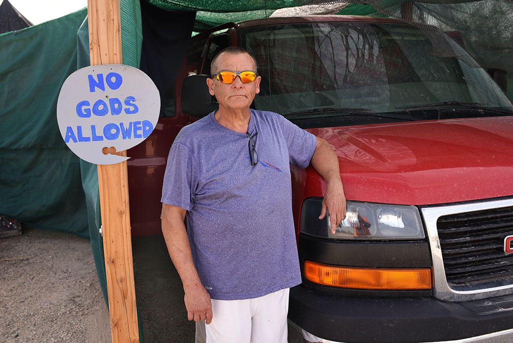 LorenzoSlabber"Slab-a-dab-a-do"