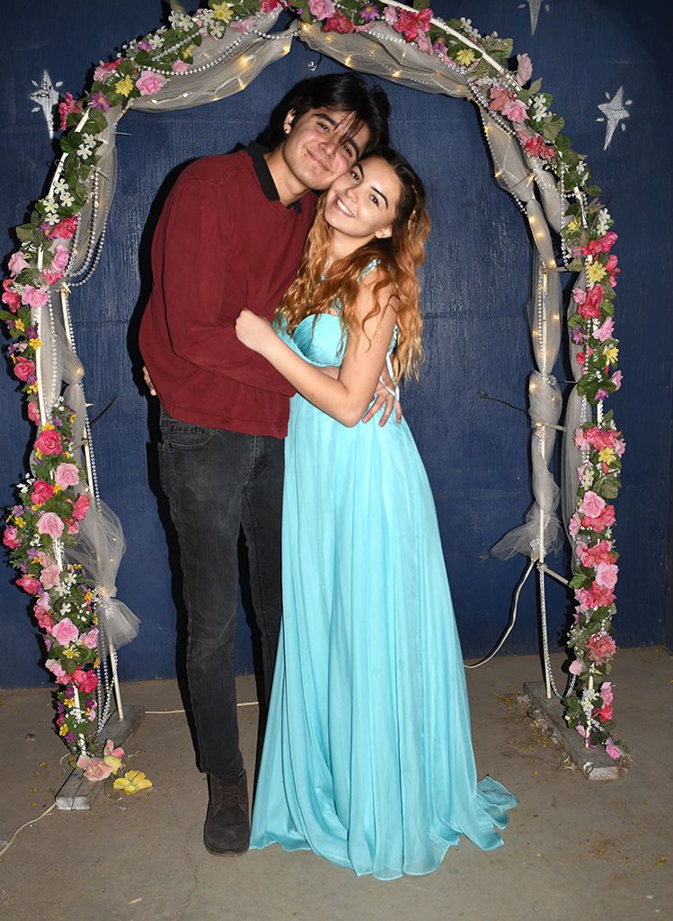 1prom2017_5902_copyright__bobzahn