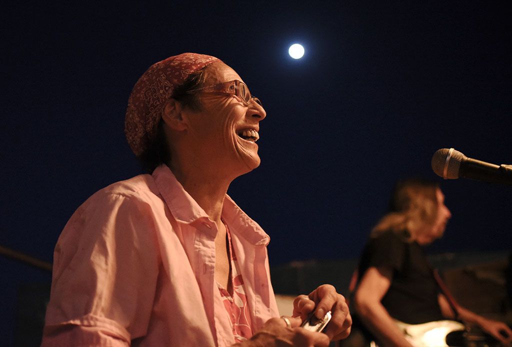 Beryl - harmonicaFull MoonThe Range