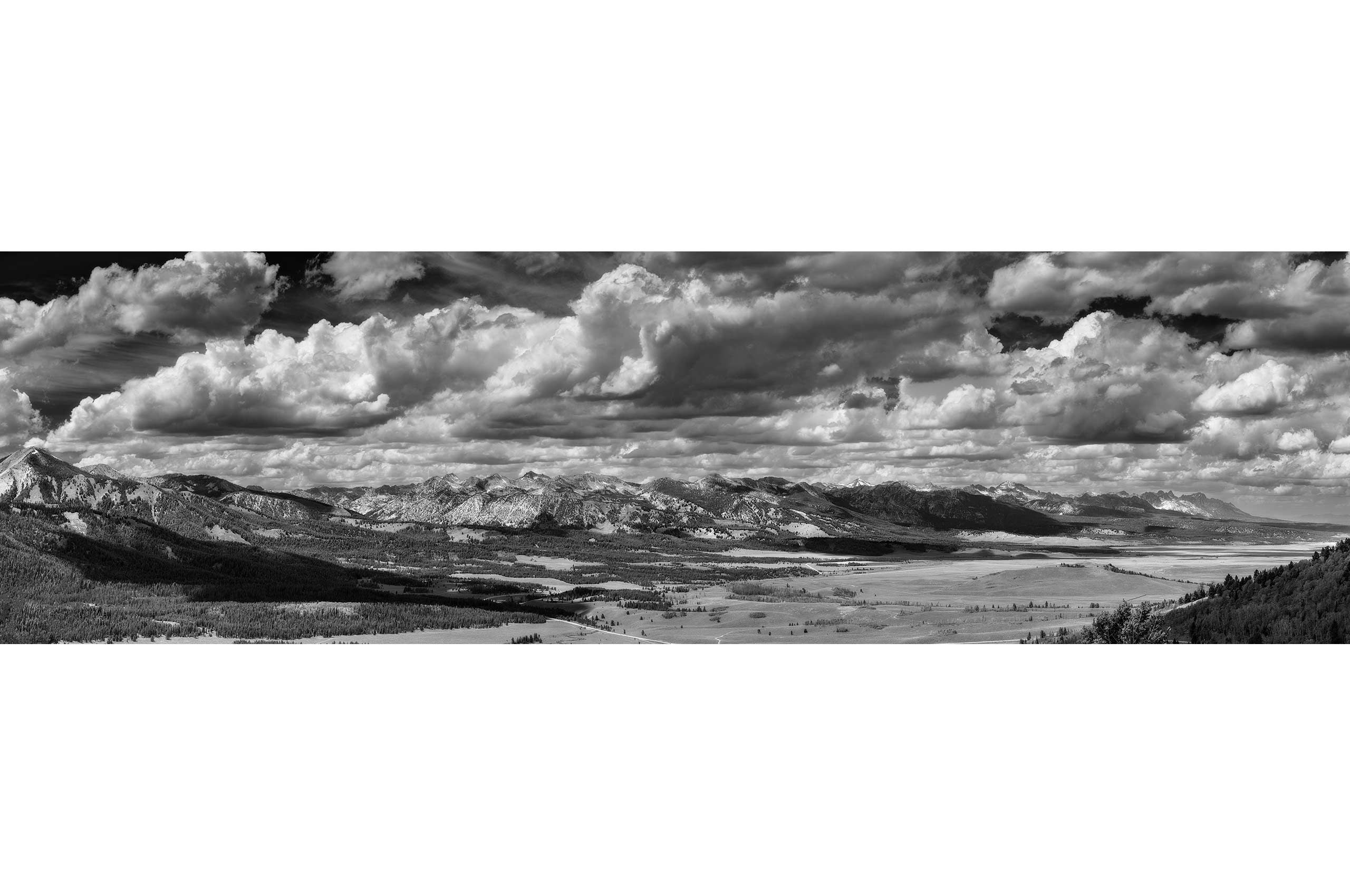 _H_04242-Pano-SUMMIT_bw.jpg