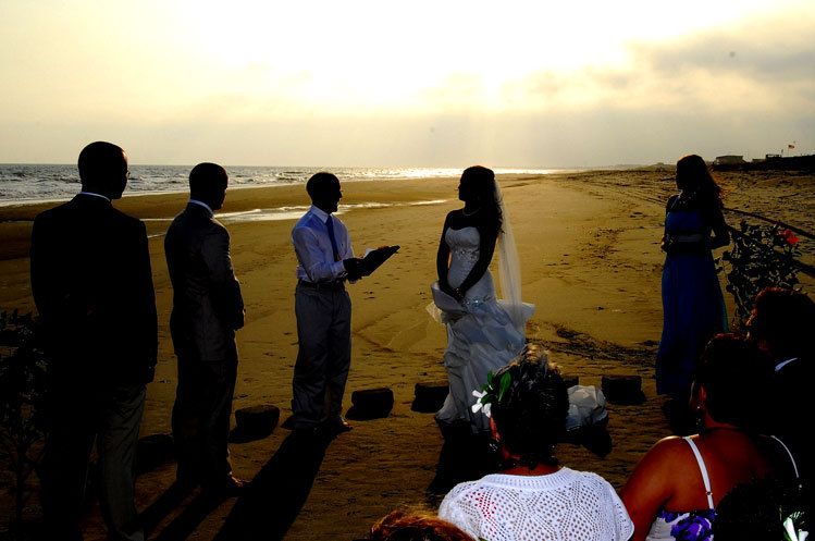 late day wedding on the beach