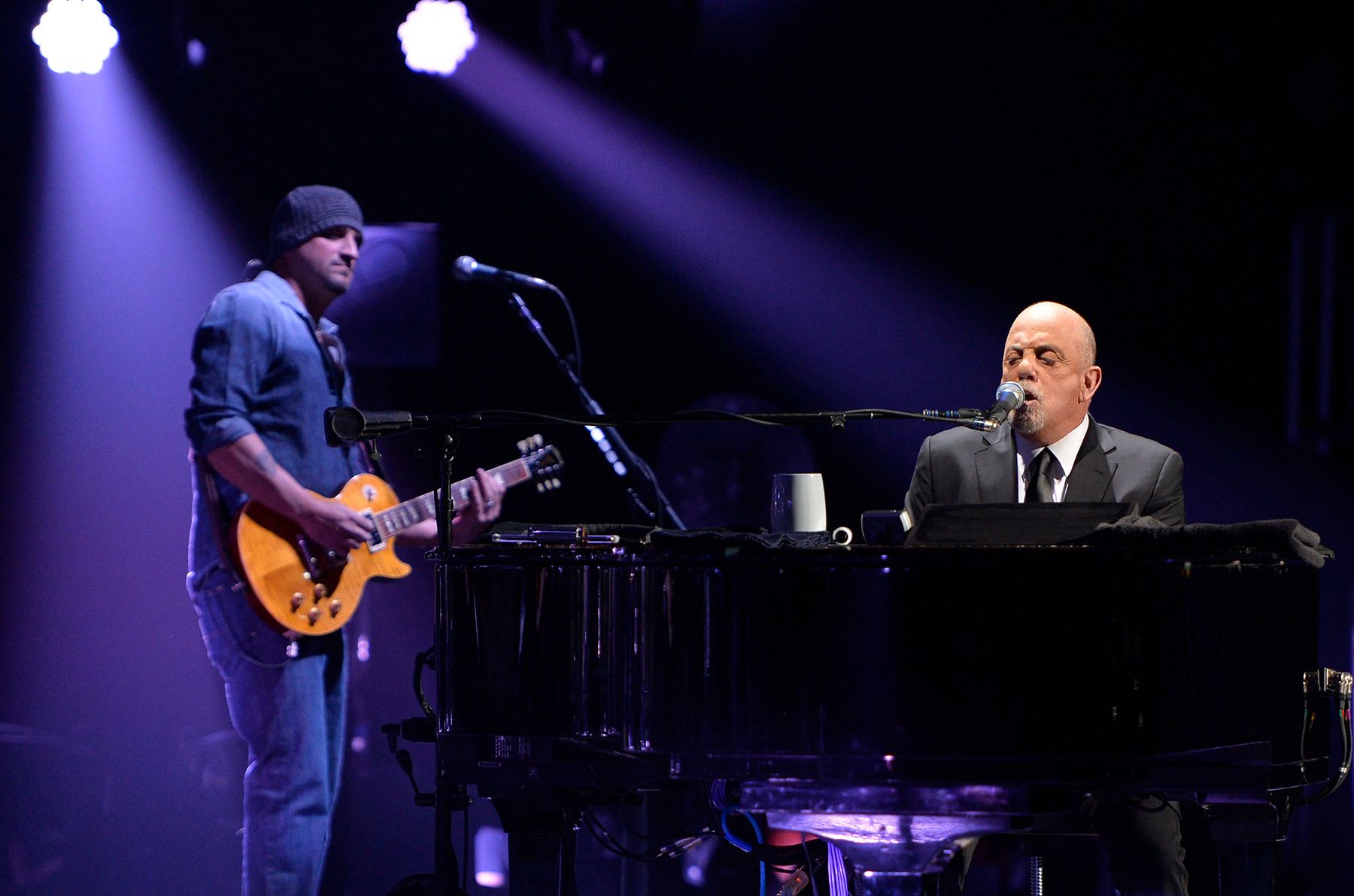 BILLY JOEL