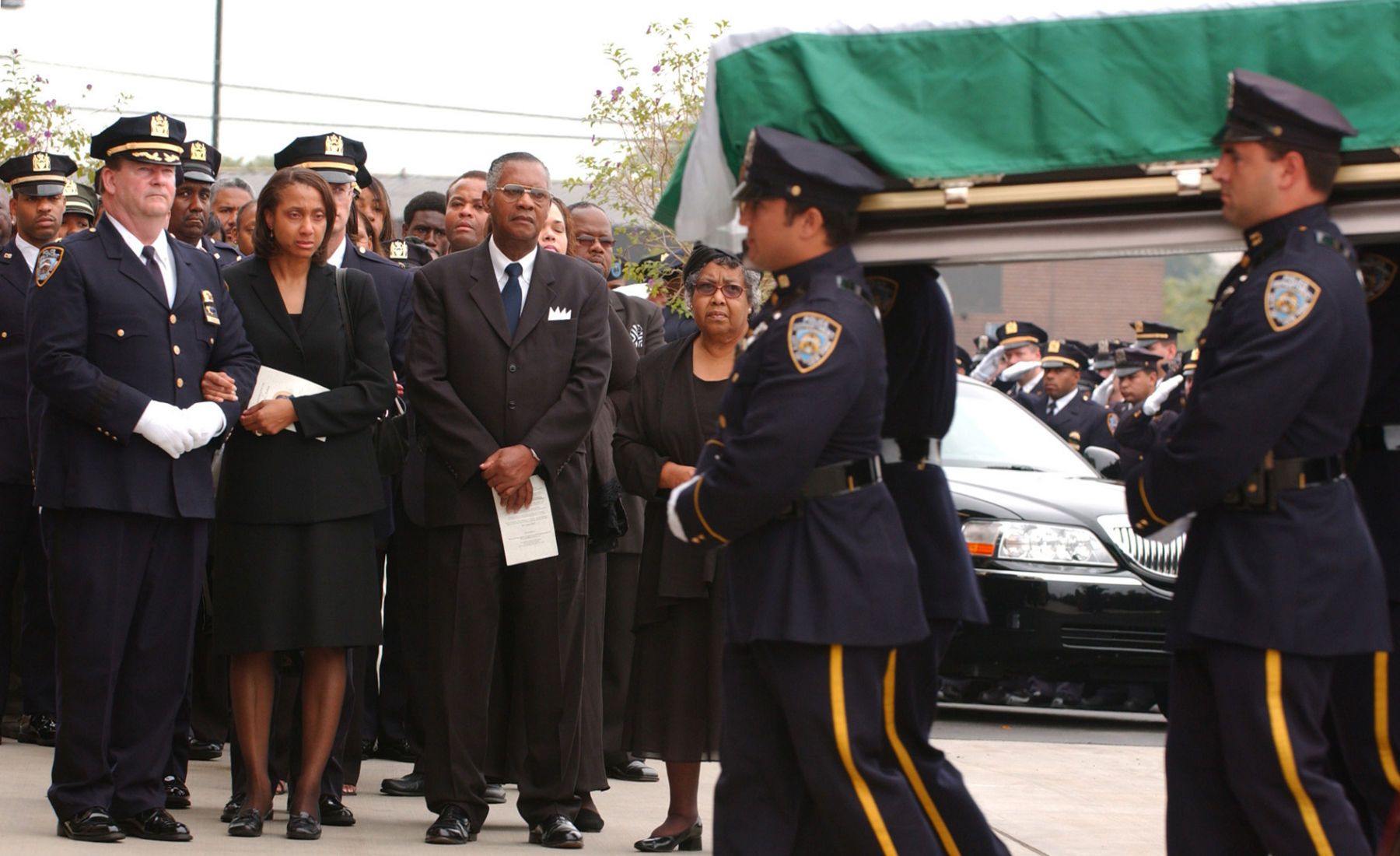 Detective Bobby PARKER.