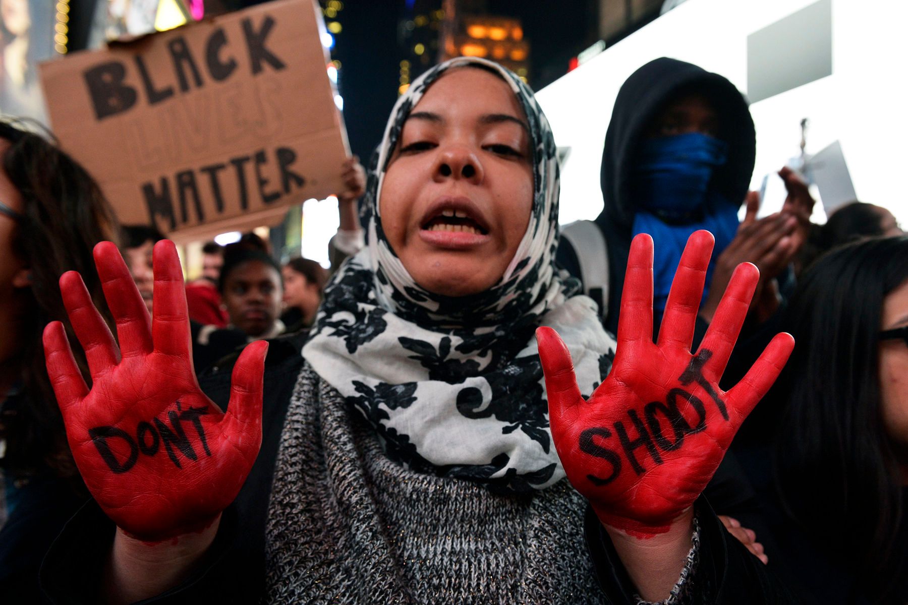 1r112514_nyc_pro_ferguson_rallypm0224