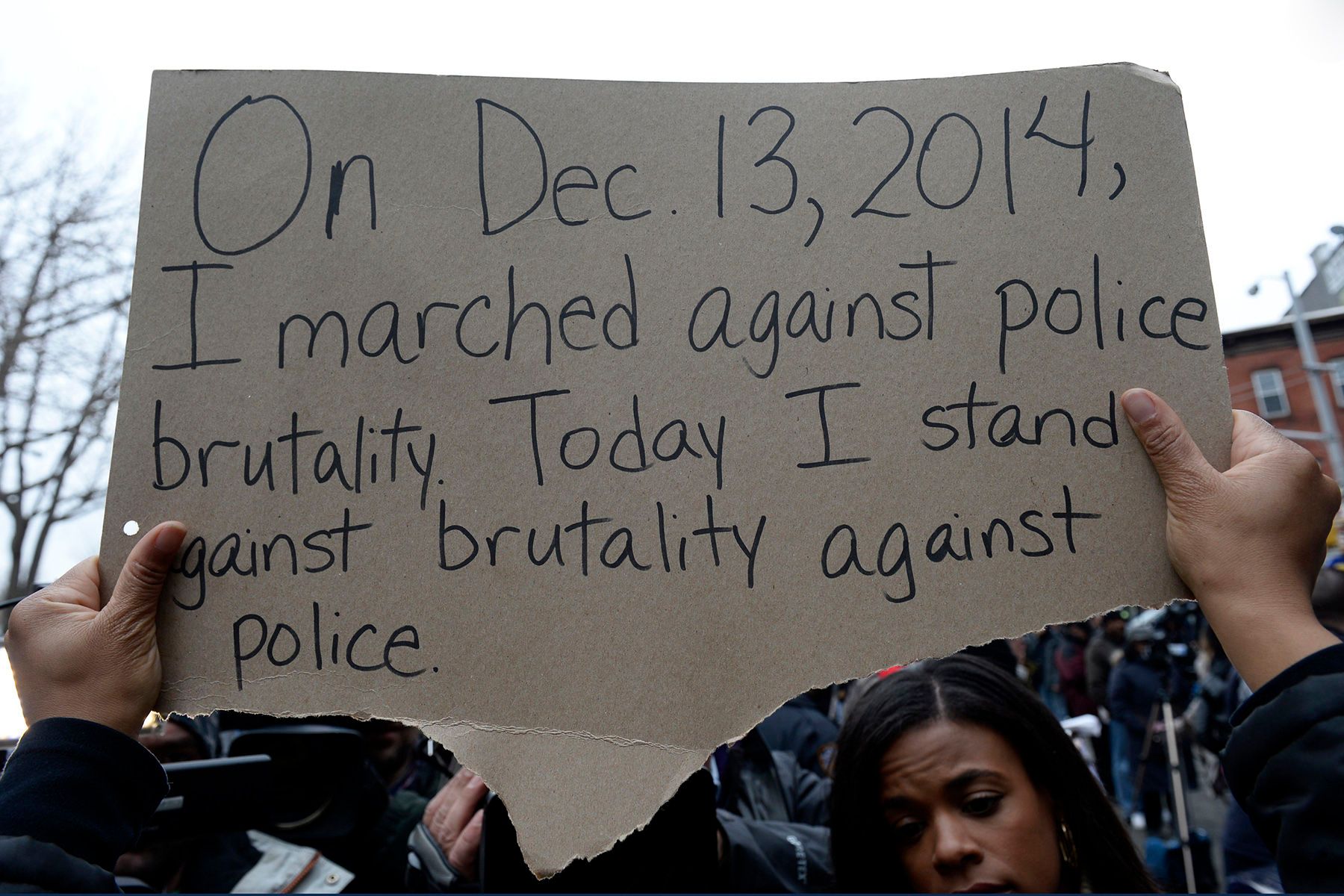 1r122214_two_nypd_cops_shotpm922