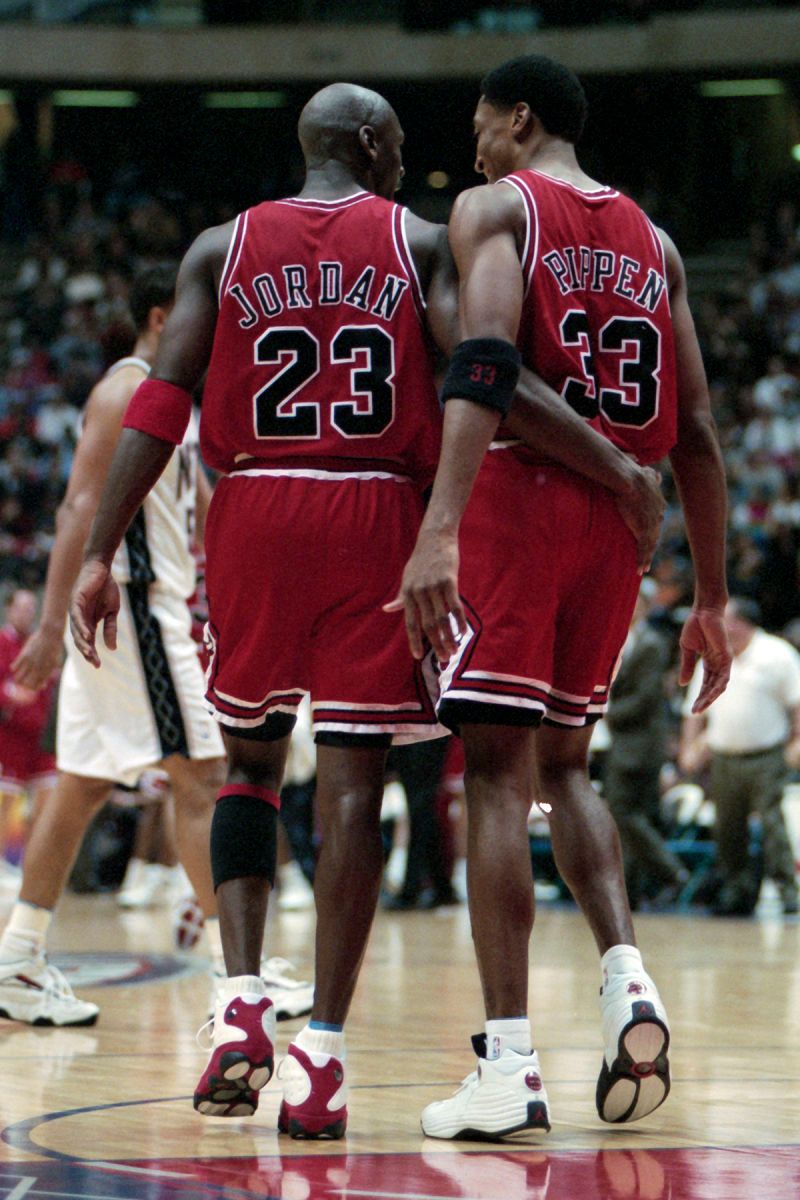 MICHAEL JORDAN and SCOTTIE PIPPEN, Chicago Bulls NBA