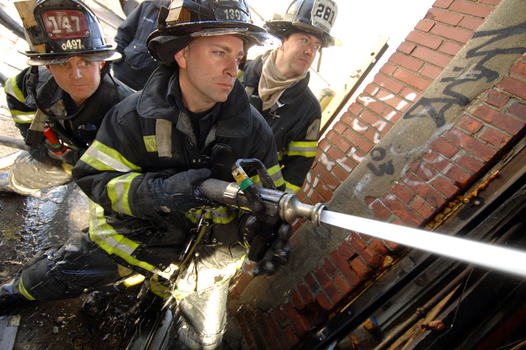 BROOKLYN 4th ALARM FIRE