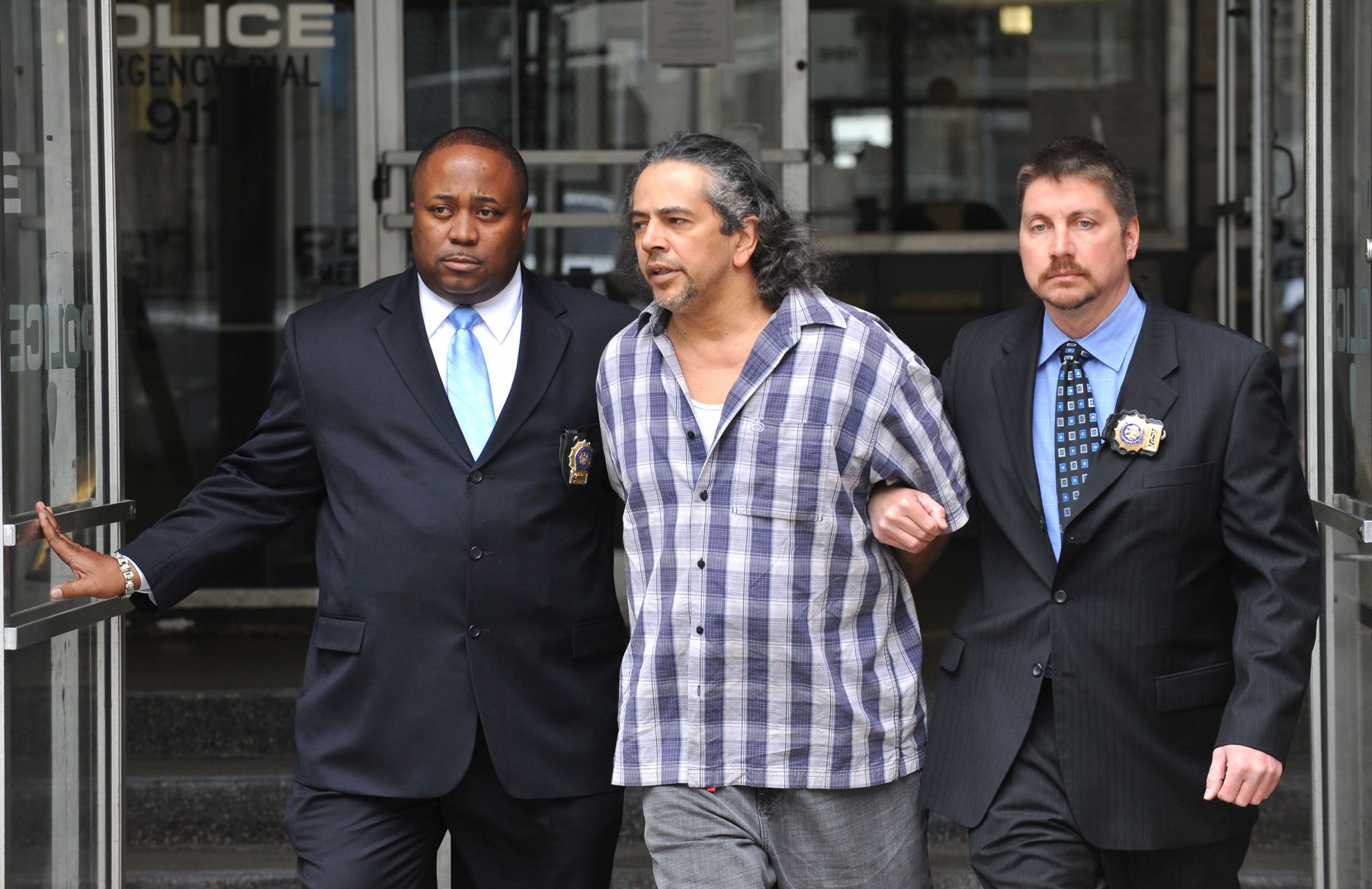 Robert Morales shoots his parole officer.