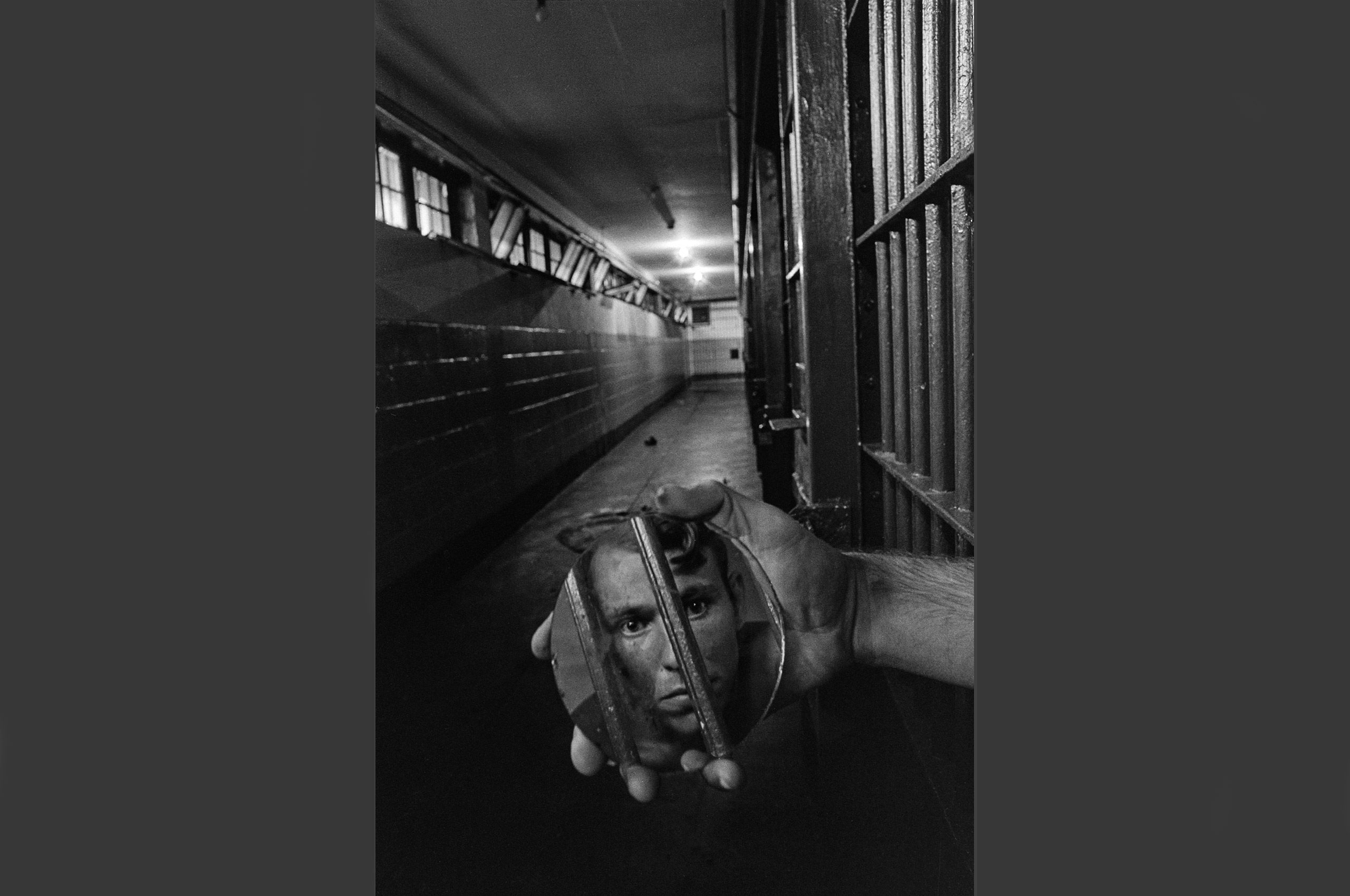 Prisoner-with-mirror.jpg