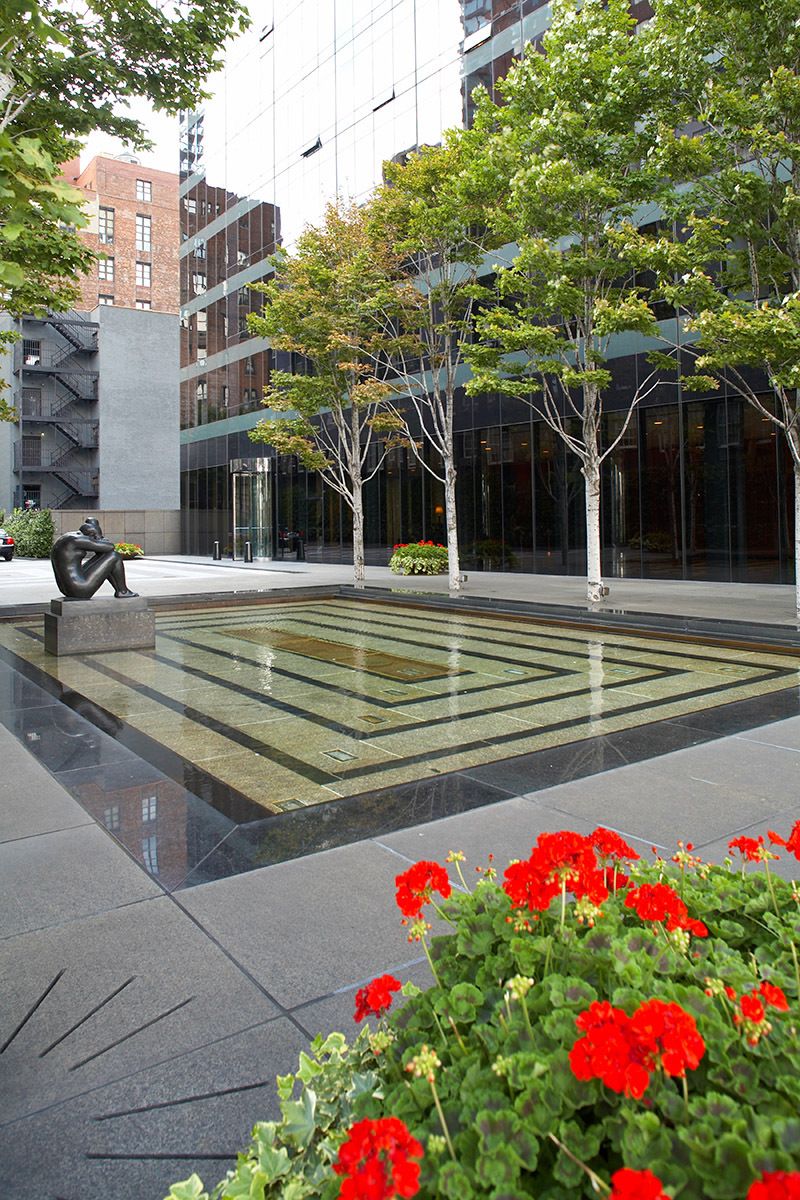 525 East 72nd Street Entrance