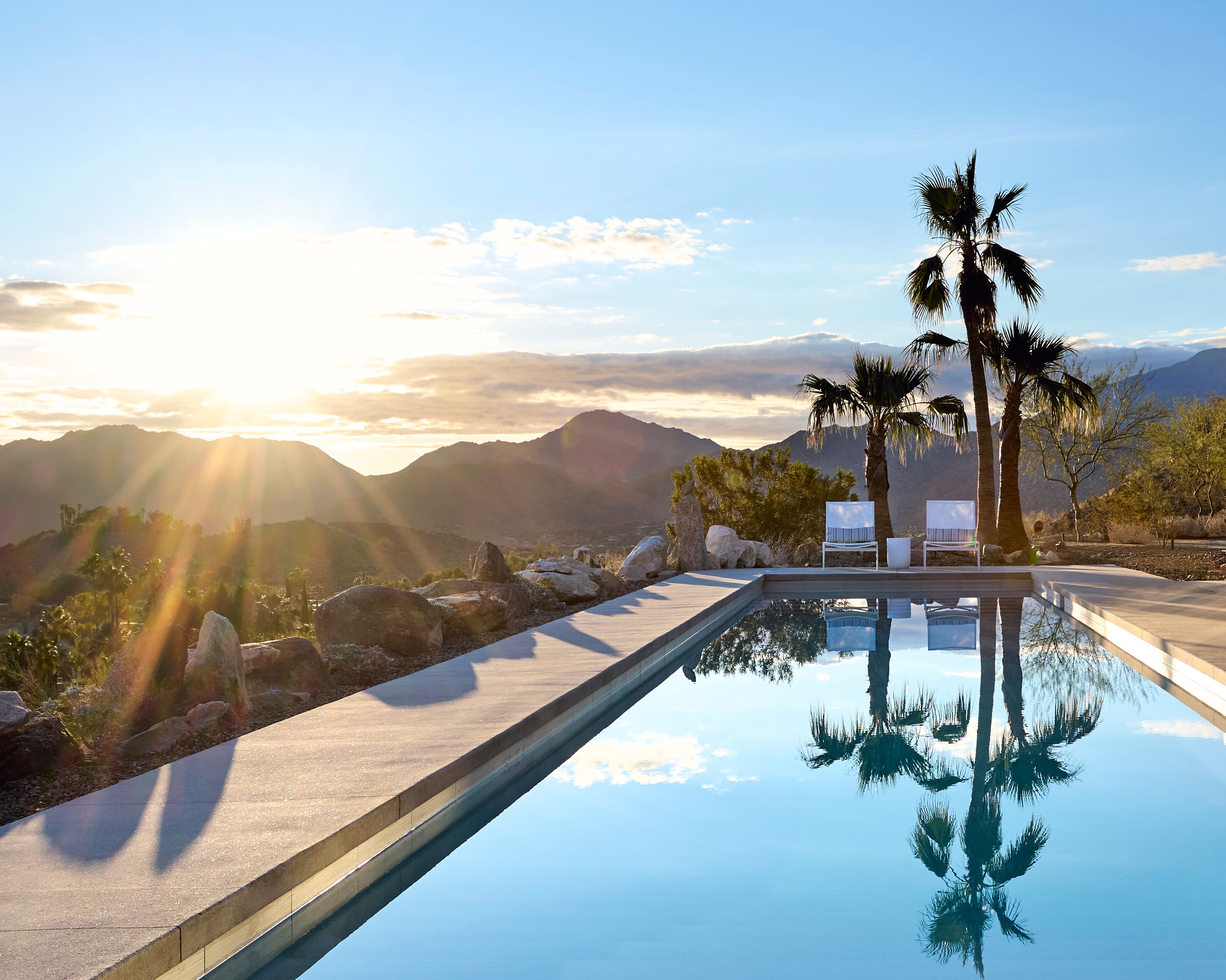 Vista  Palm Desert, CA