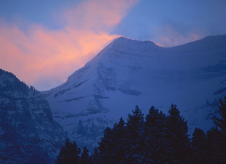 HIGH WIND SNOW BANNER, TIMPANOGOS, 1990