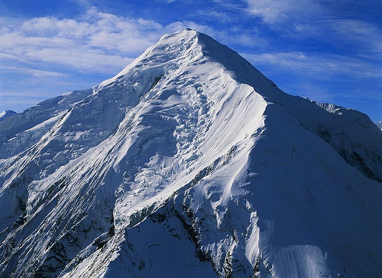 MOUNT BROOKS, 2009 20" x 24" / $1,50024" x 30" / $2,25030" x 40" / $3,500The signed, limited edition of 21, includes all of the above sizes. Print will be shipped directly to client's framer.48" x 65" edition of 3Current price: $7,500 MOUNT BROOKS, 2009