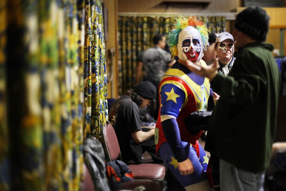 102_sullivan_wrestling_02