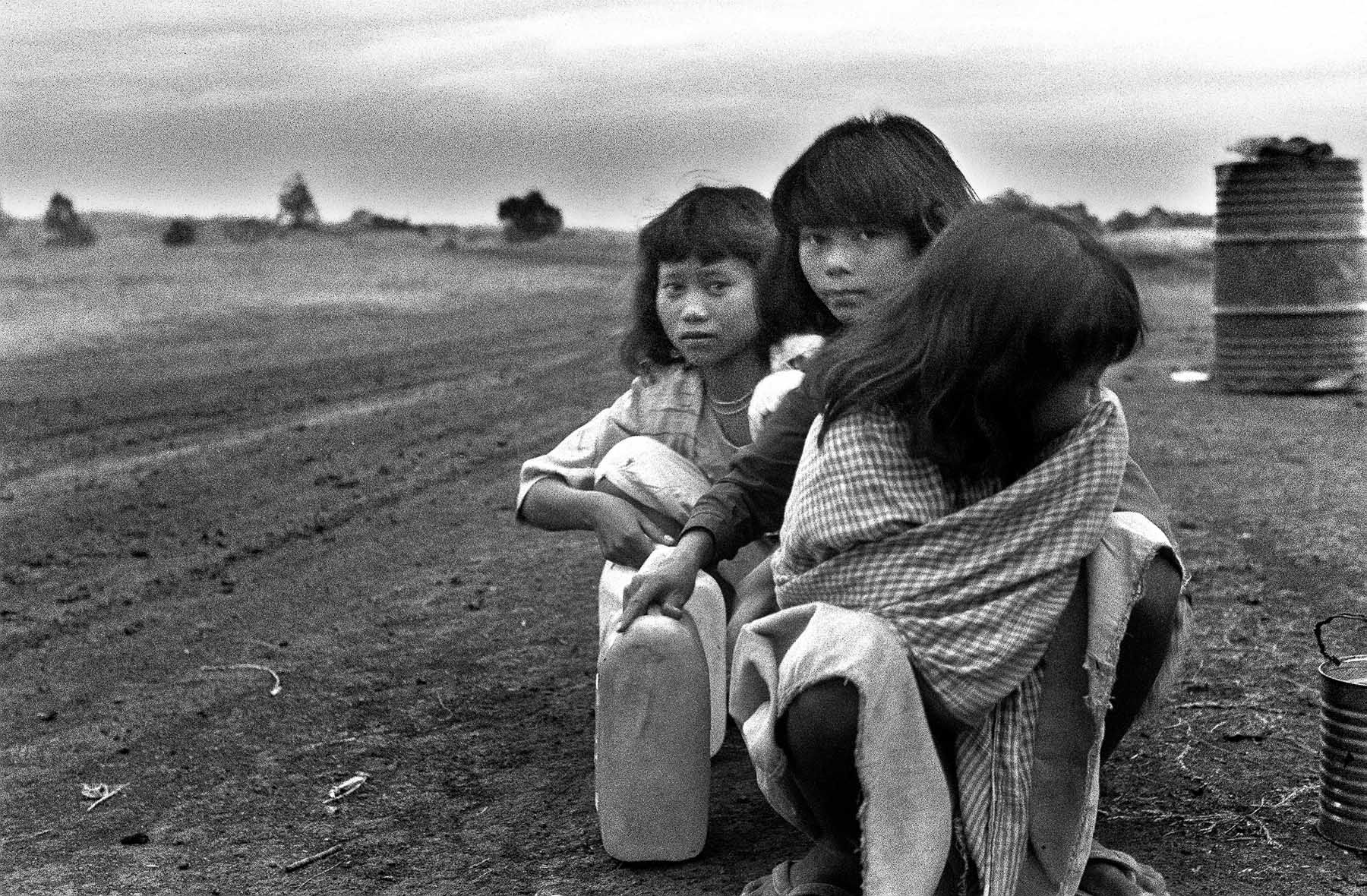 Cambodia 1993 Chilean documentary and photojournalist for Media