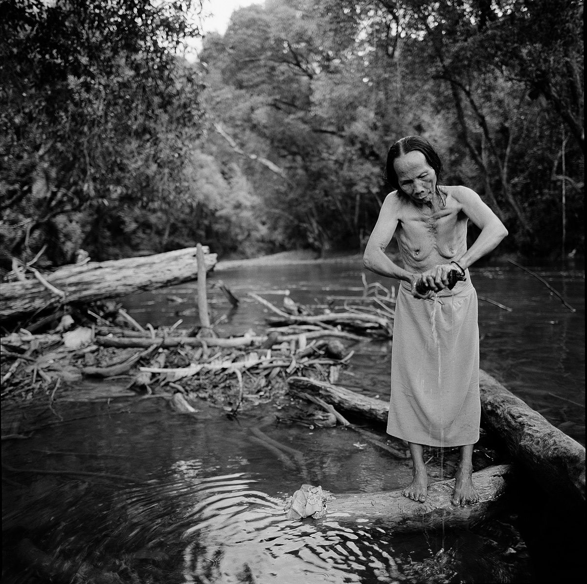 1borneo_oct_2001_sheet_40346_neg_12_rt