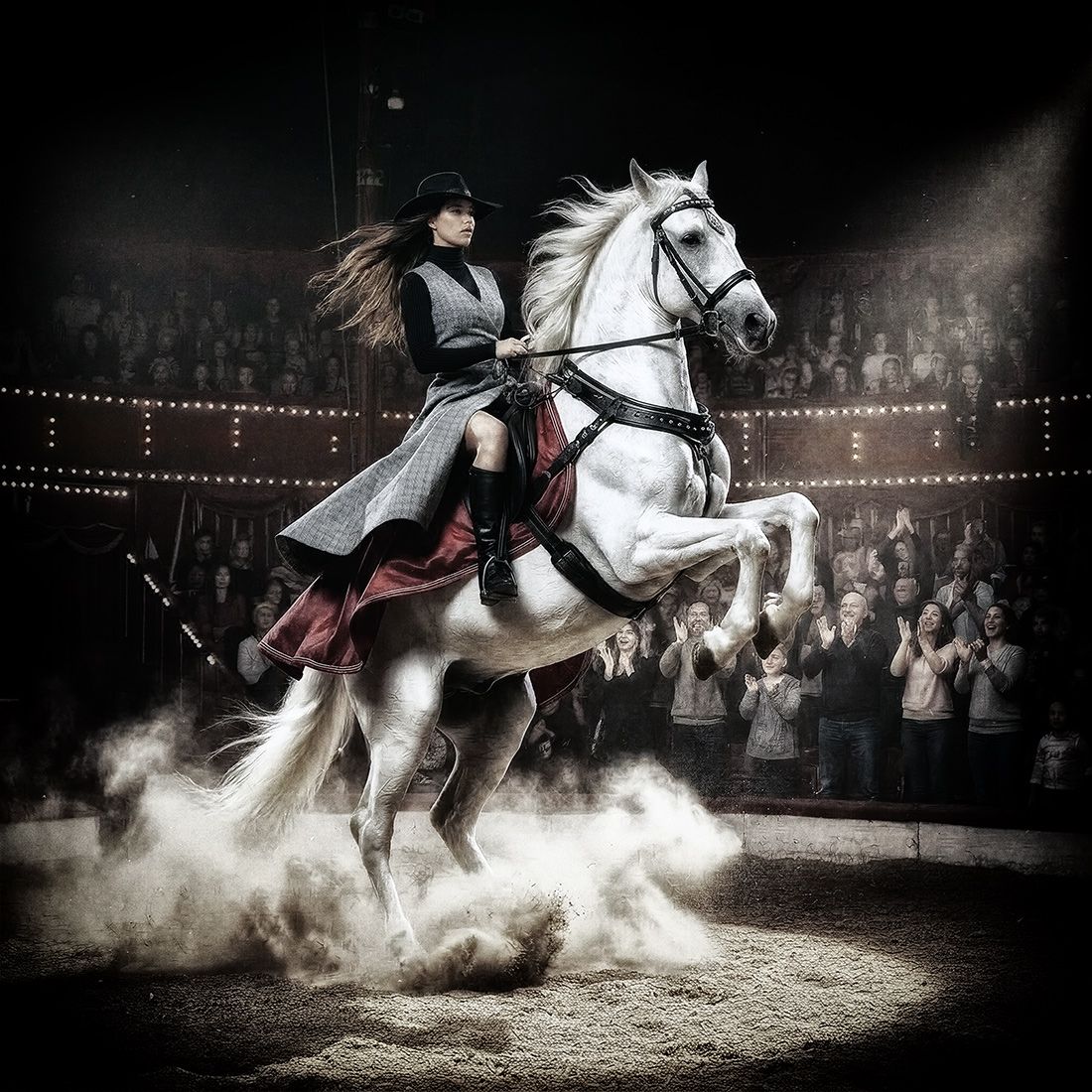 Woman-on-horse.-Master.jpg