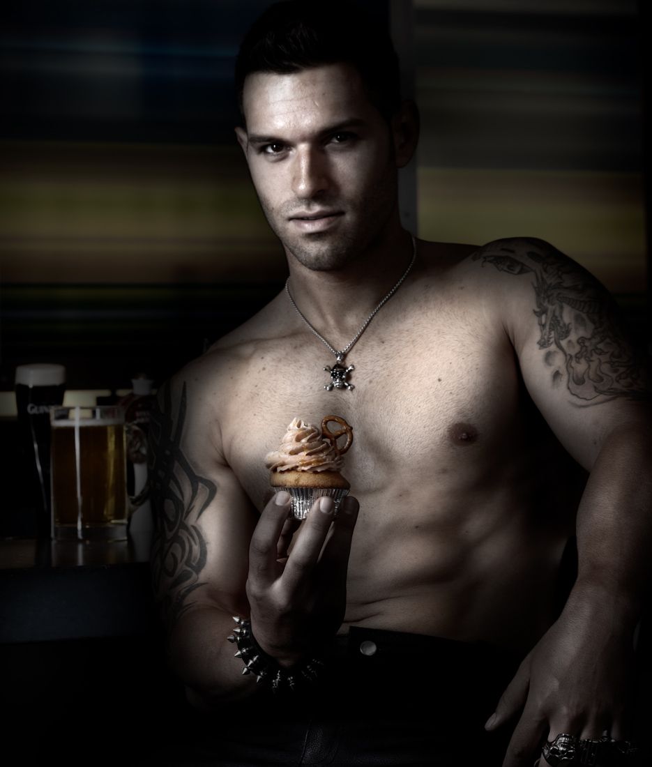 Fashionable Cupcakes--1-Edit.jpg