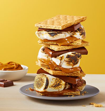 C-001742-01-286_055-02-2219_SO_CinnCookieButterSmores_FOP.jpg