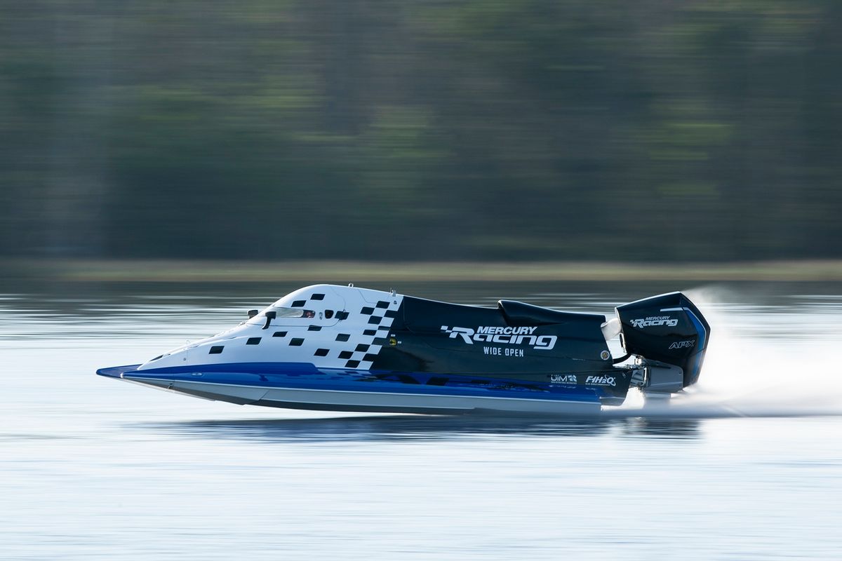 Mercury Racing F1 Tunnel Boat
